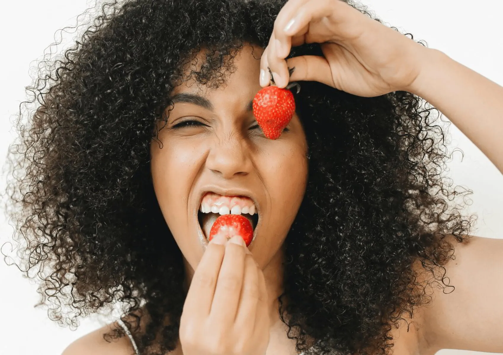 Emotional hunger vs physical hunger: how to tell the difference without dieting